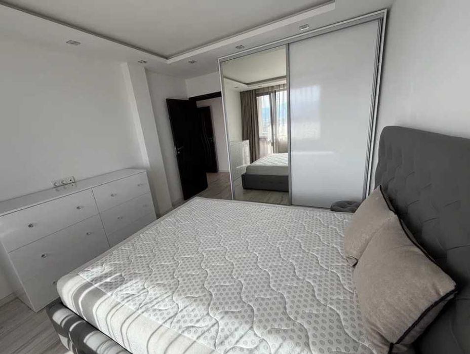 Дава се под наем Тристаен апартамент в Пловдив, Южен - 110 кв.м за 698.19 € - Снимка #6