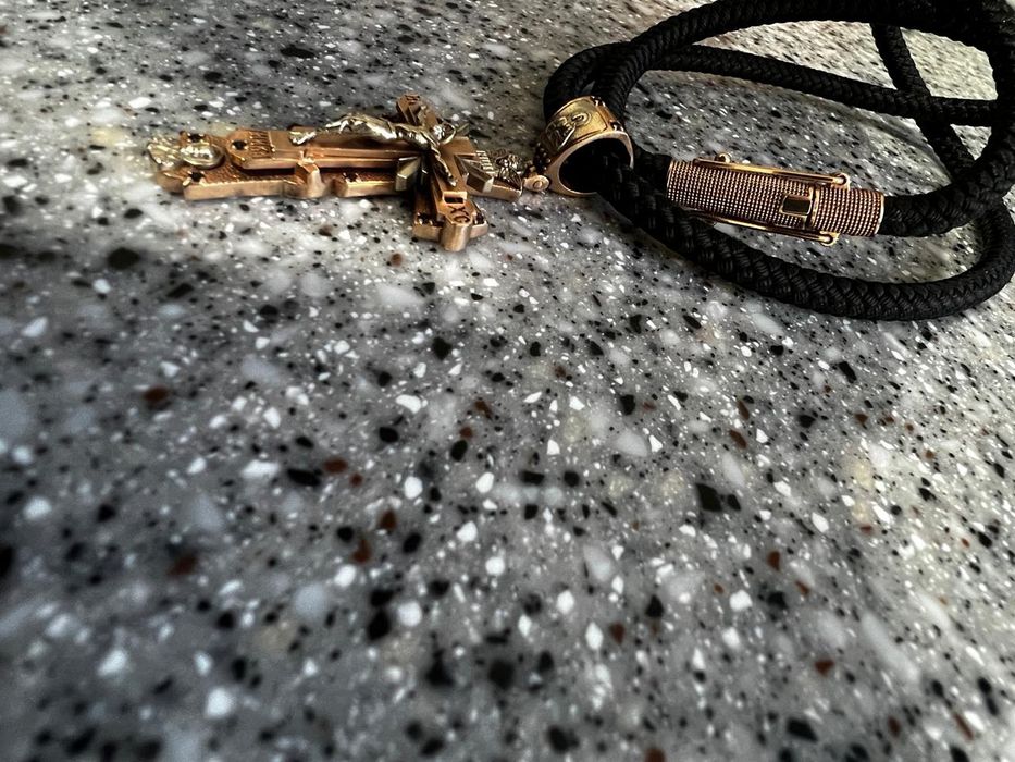 Продам Золотой Крест