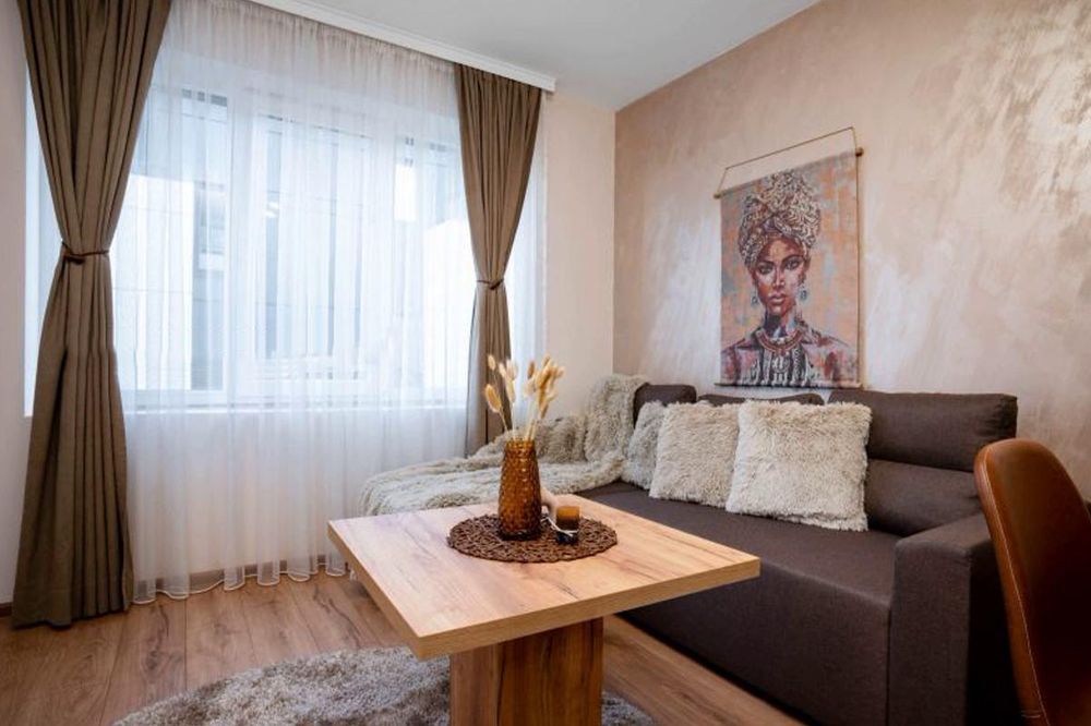 Тристаен апартамент под наем в ж.к. Малинова долина, 2219188