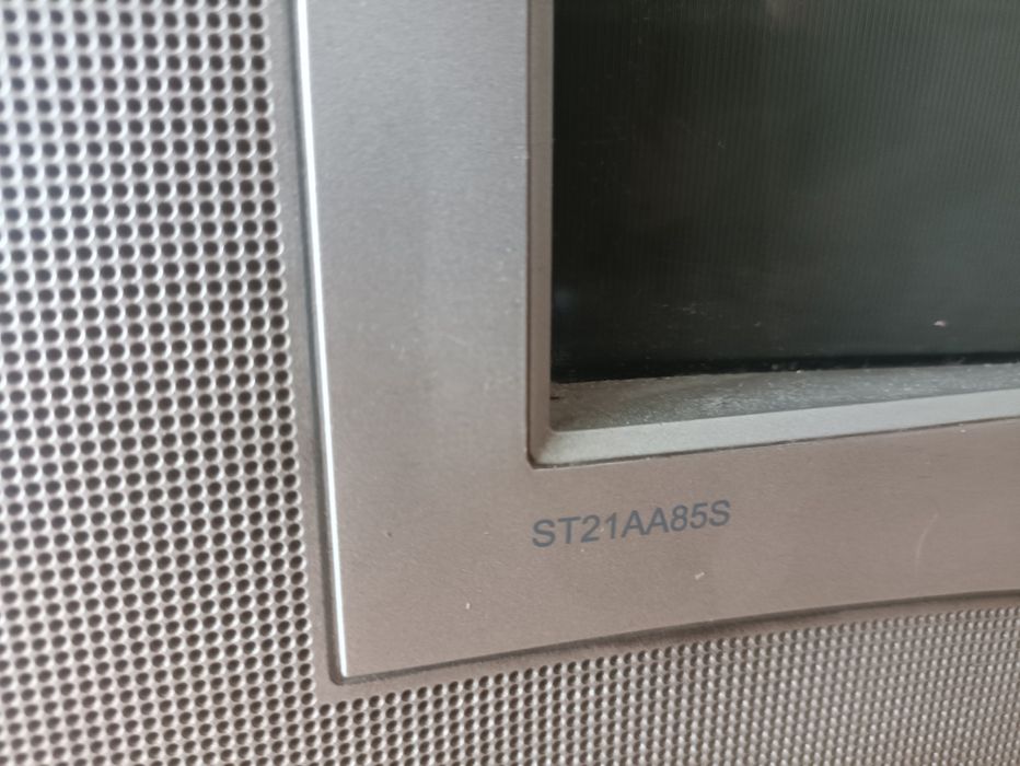 Телевизор Supra.