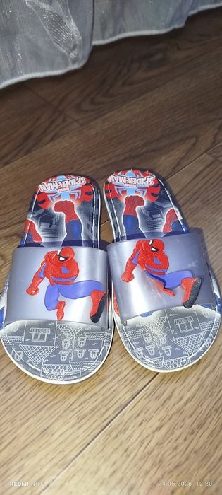 Продам    шлёпки