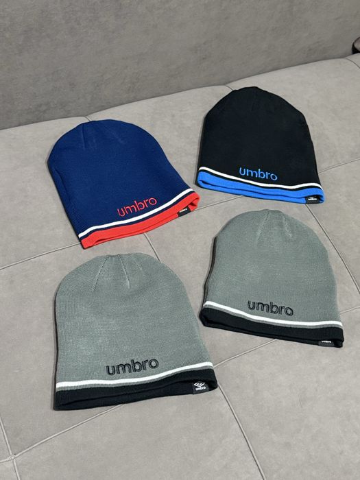 Шапки UMBRO в наличий