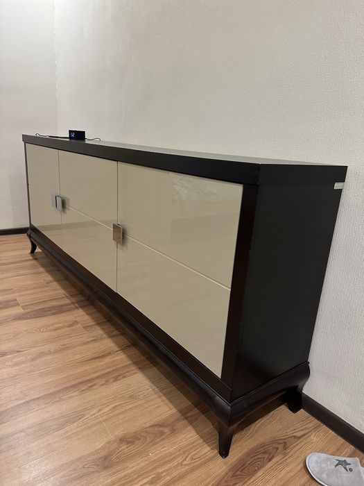 Продам комод для зала