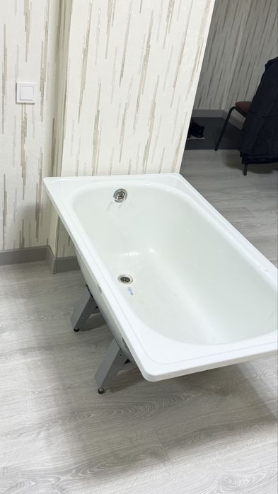 Продам ванну металическую