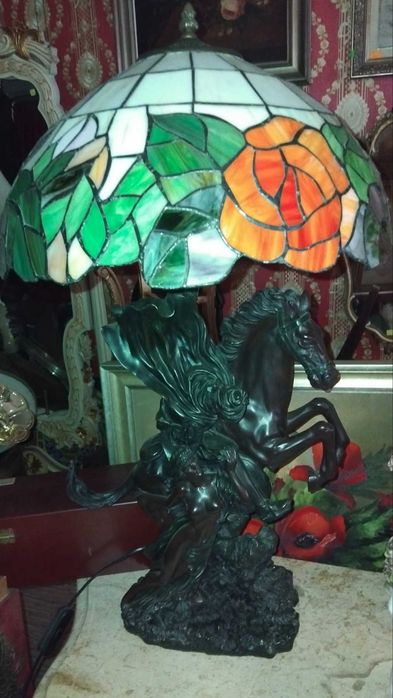 Нощна лампа - TIFANI