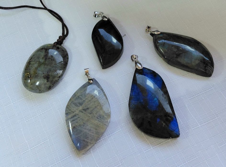 Кулоны  Камень Лабродор.