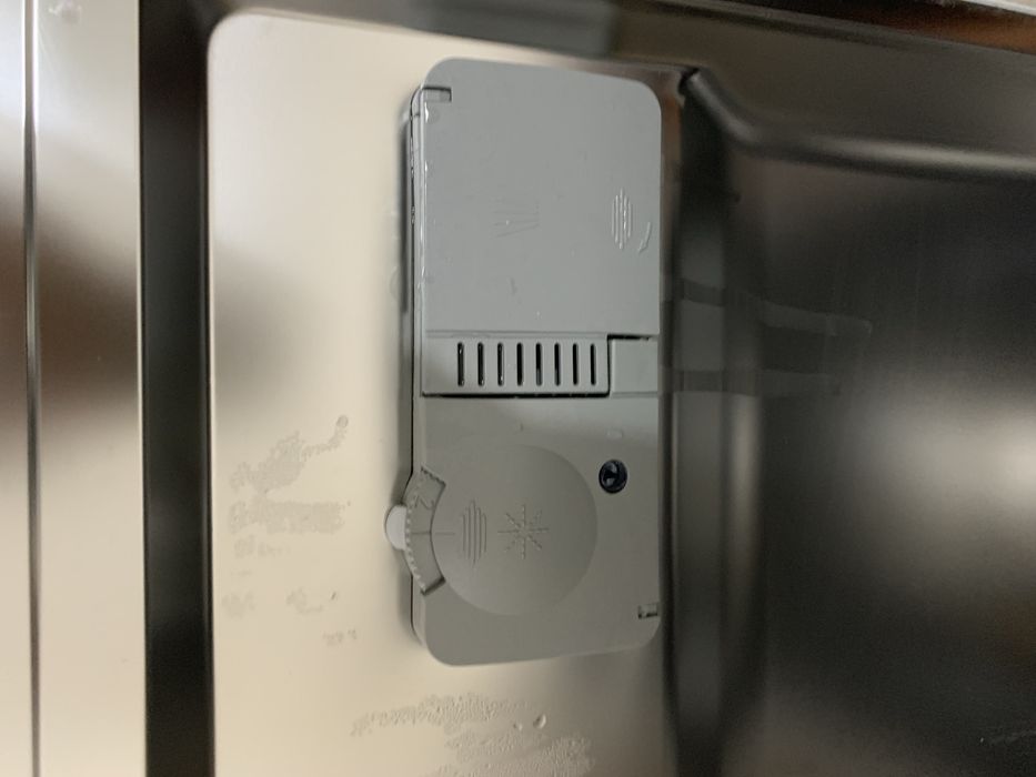 Срочно продаётся посудомоечная машина фирма Beko