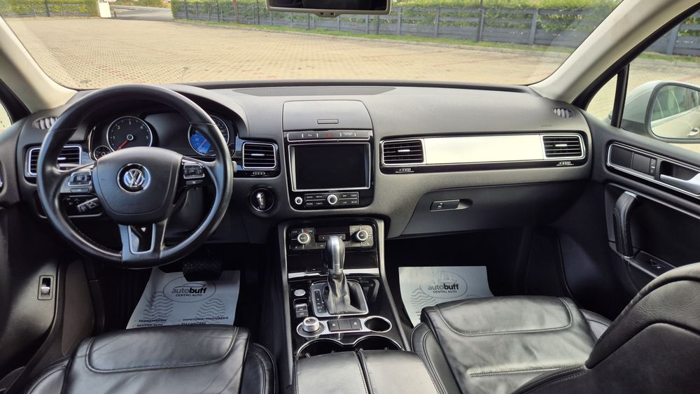 VOLKSWAGEN Touareg 2015 — imagine 5