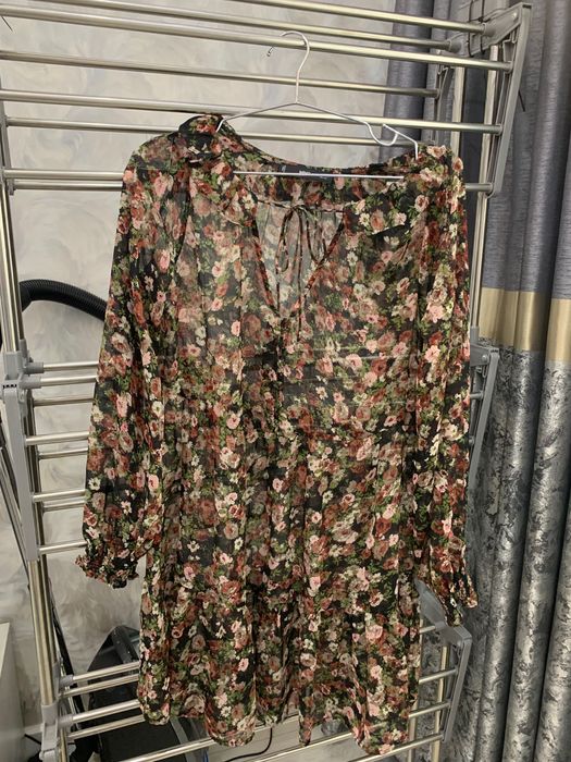 Kiyimlar har hil brenddan sfati alo darajada, narhlar kelishilgan