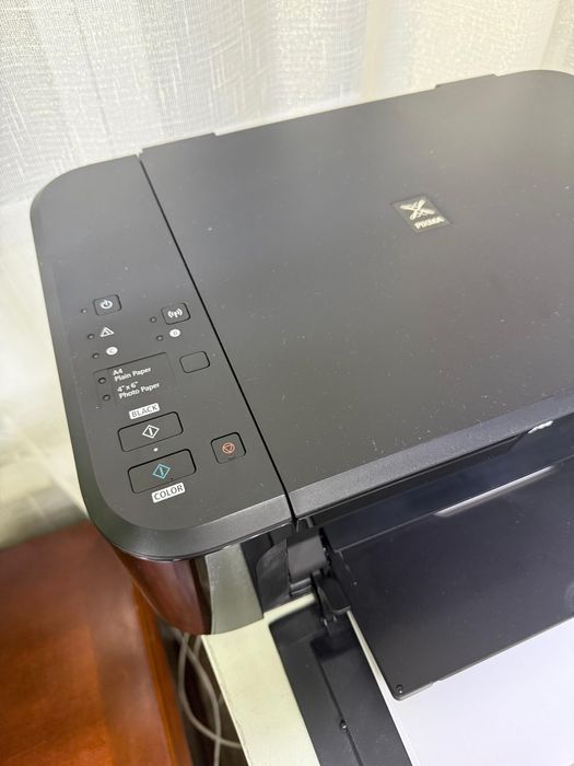 Продам принтер Canon MG3640s