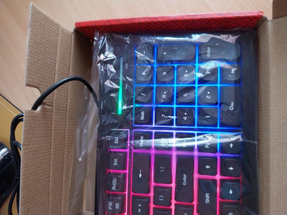Tastatura  PC. noua iluminata