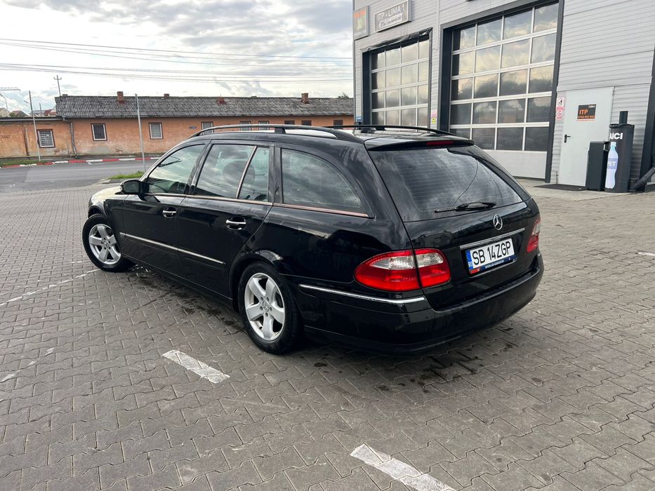 Mercedes E220 diesel/ 6 viteze manual / variante auto