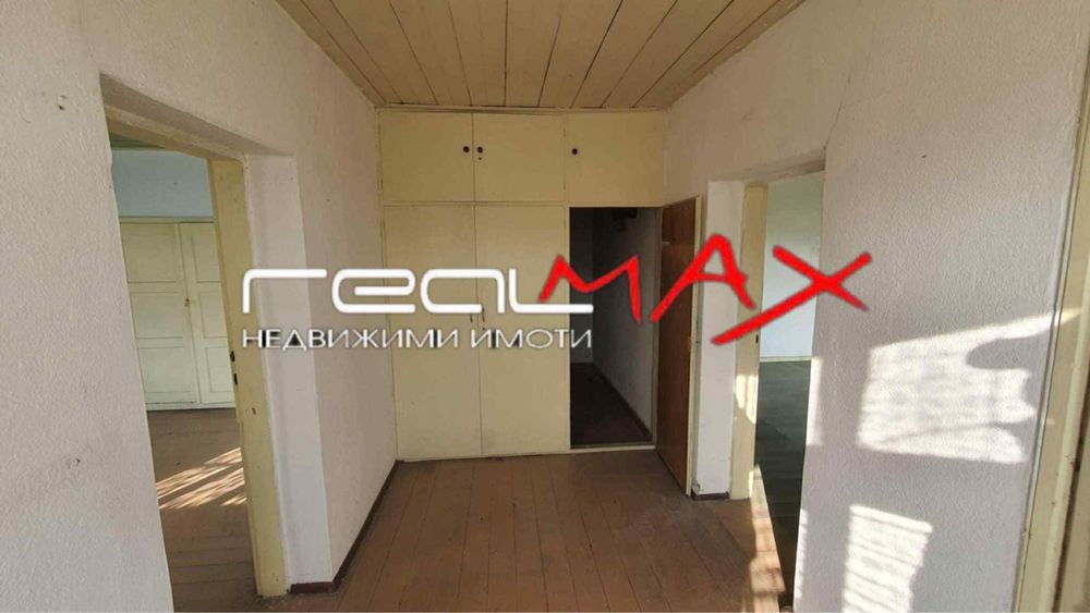 Продава къща в с. Розово, общ. Казанлък