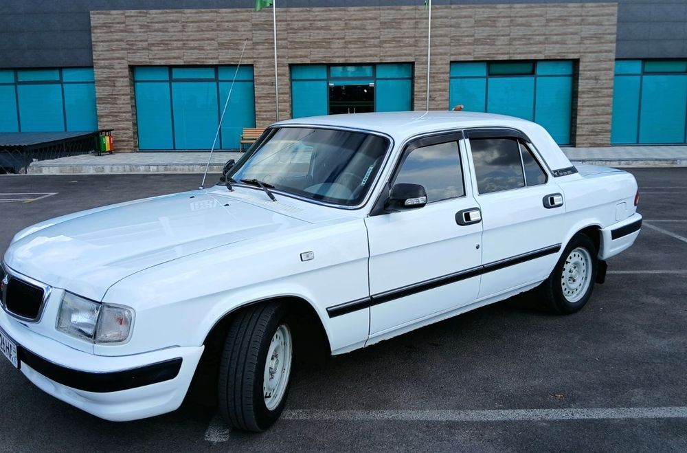 Volga 3110 sotiladi