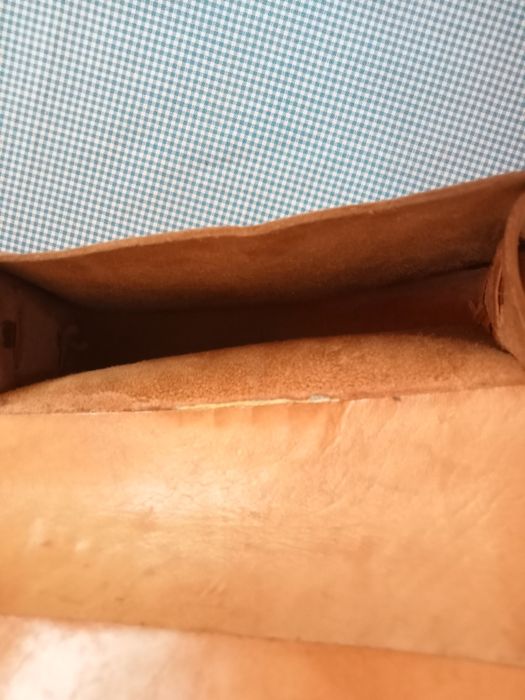 Geanta,gentuță,poșetă veche din piele ,din perioada RSR,de colectie