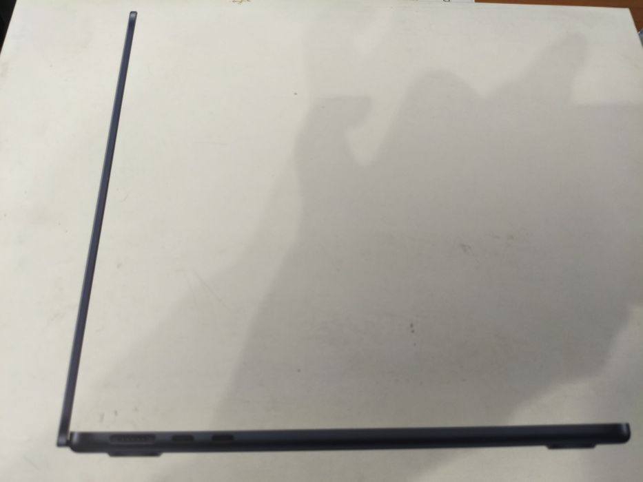 Apple MacBook Air 13.6 256GB MLY33
