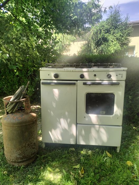 Газовая плита с баллоном