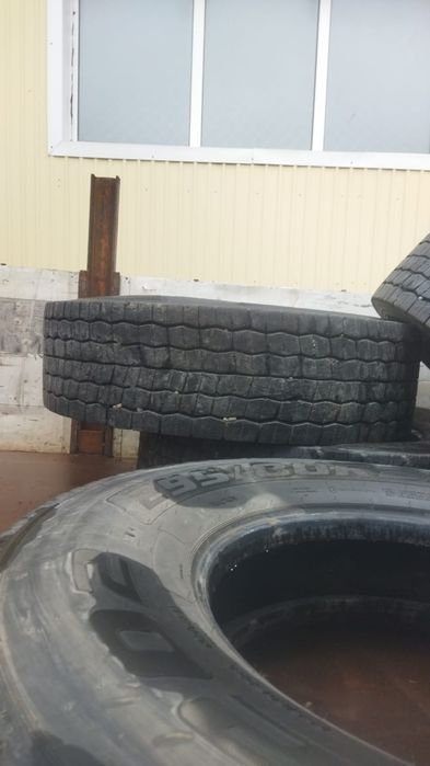 Продам грузовые шины