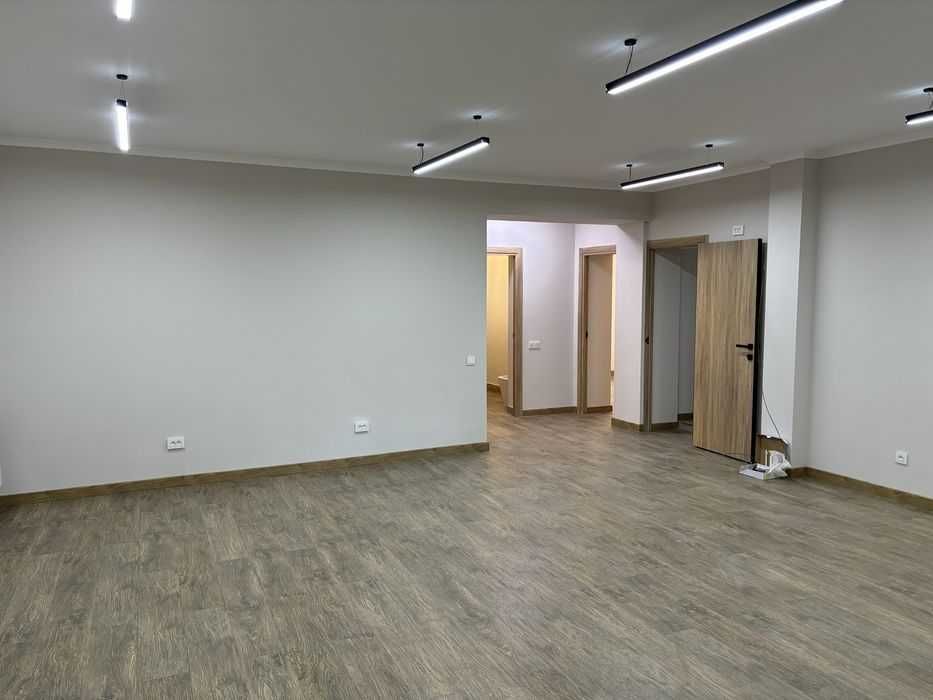 Офис Салон красоты 90м2 Ориентир Дархан (32335)