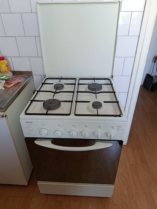 Vand aragaz Zanussi