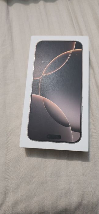 Vând I phone 16 pro max 521 Gb