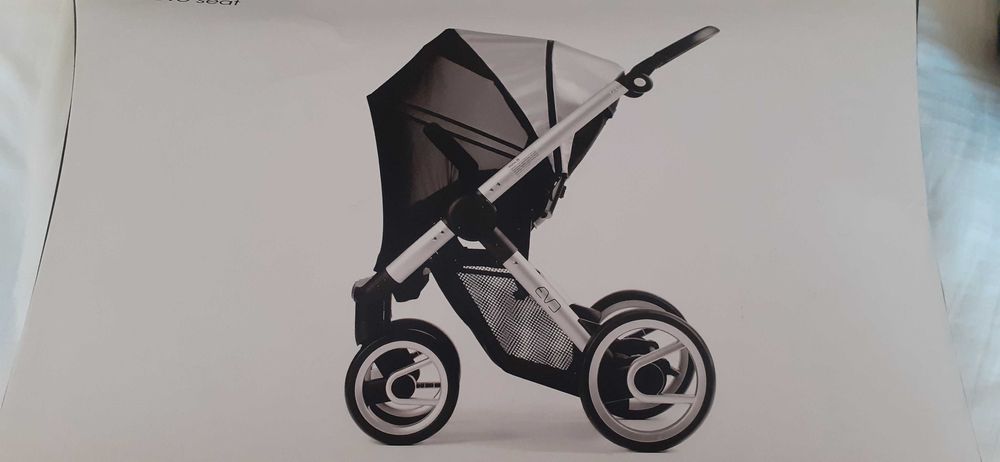 Mutsy evo слънчобран