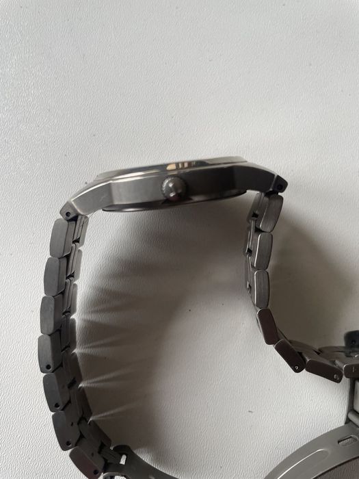 Продавам часовник Tissot