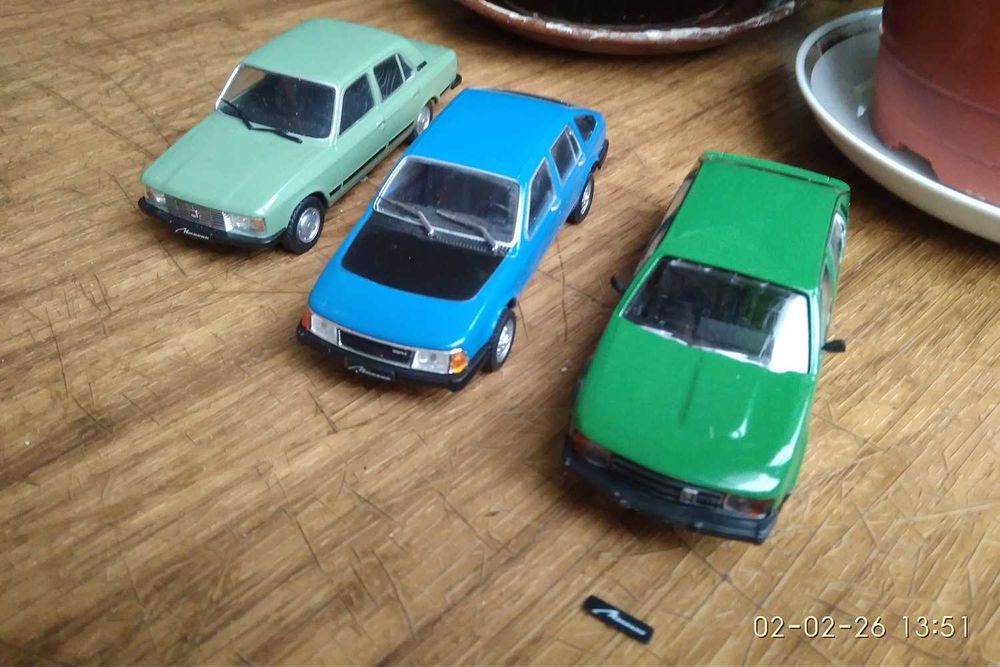 Мордель - игрушка ГАЗ-21 скорая помощь с отк. дверьми