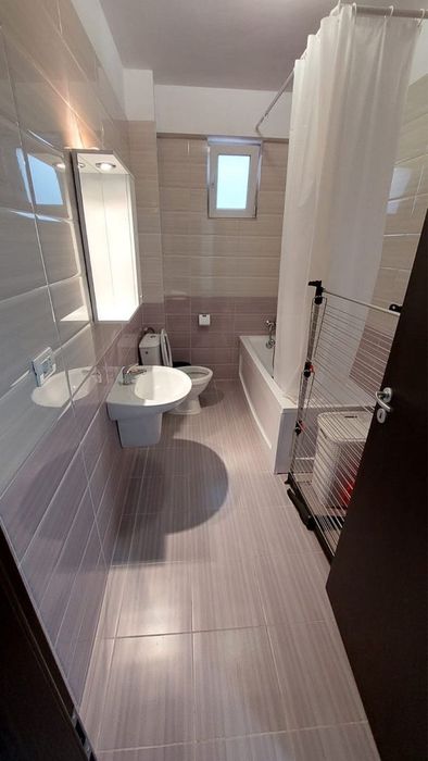 Vând apartament 2 camere, 52 mp, mobilat și utilat, loc de parcare – Militari Residence, Str. Tineretului