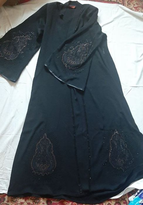 Abaya Dubayskiy svarovkiy toshlari blan
