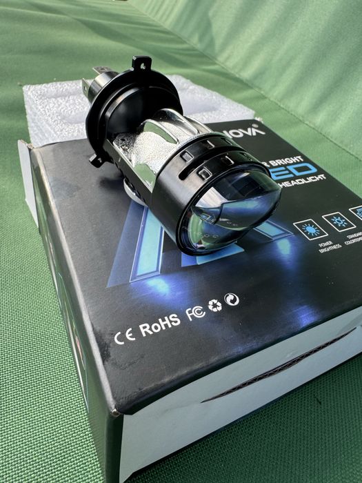 LED мини прожектор крушки H4