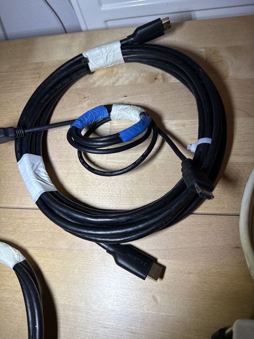 Cabluri alimentare, HDMI, Displayport, încarcatoare de mai multe tipur