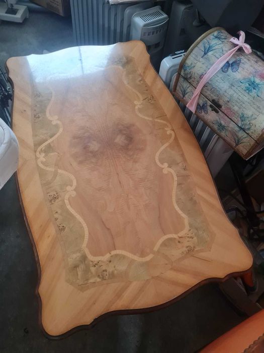 Set canapea piele si lemn sculptat 2 fotolii si masa