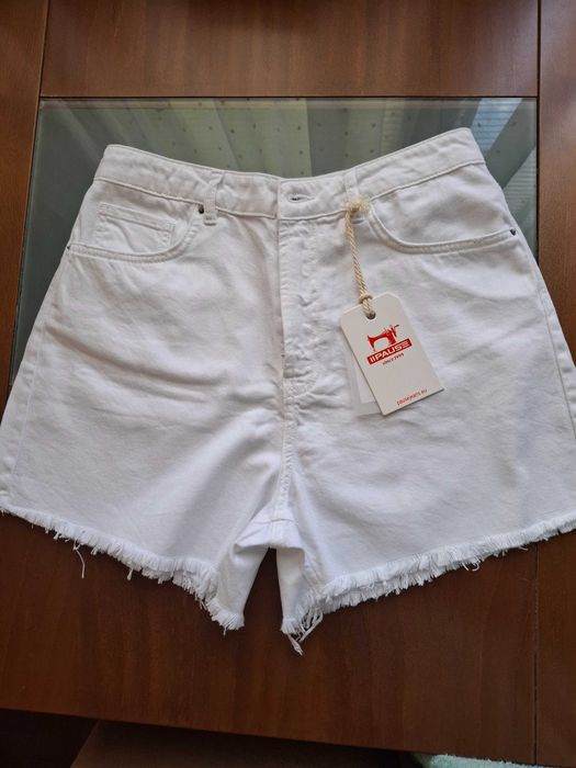 PAUSE къси панталонки