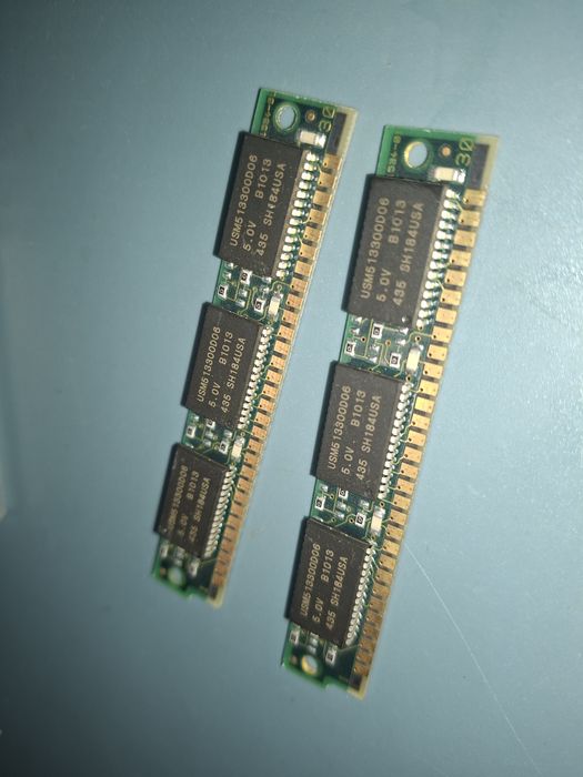 Memorii 2 x 1 Mb, anii 80-90, DRAM SIMM cu 30 pini
