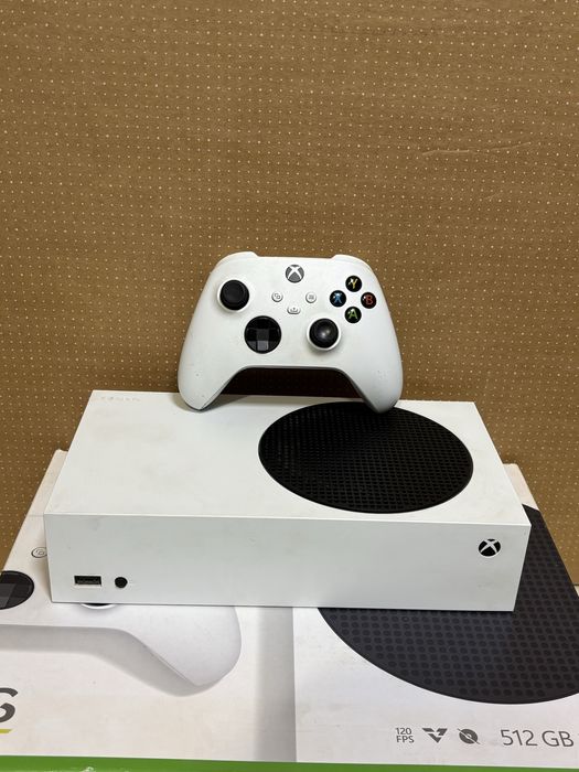 MDM vinde: Xbox Series S, 512GB, White.