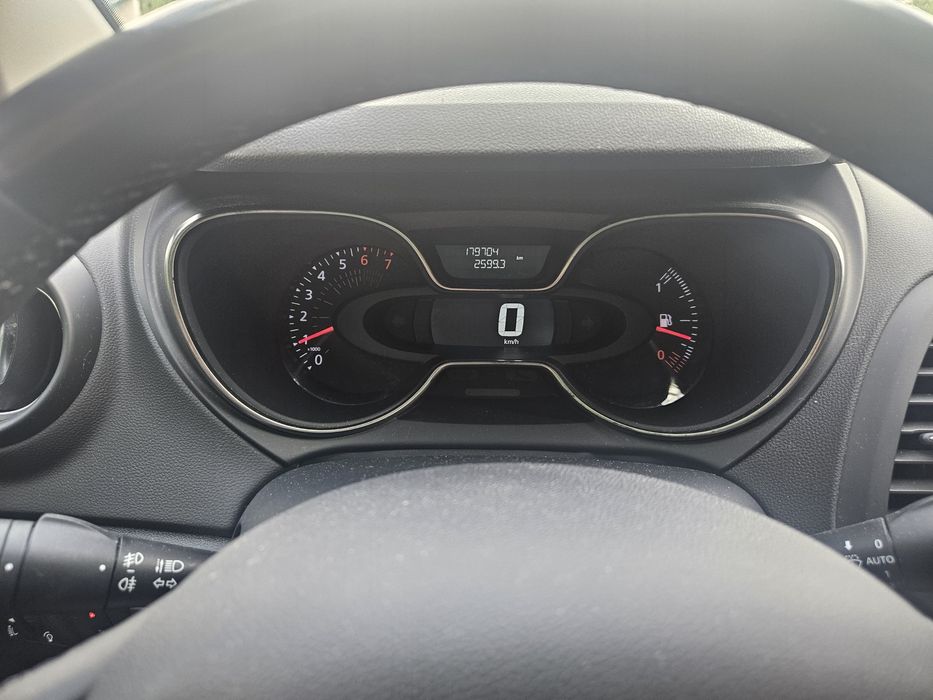 RENAULT Captur 2018 — imagine 5