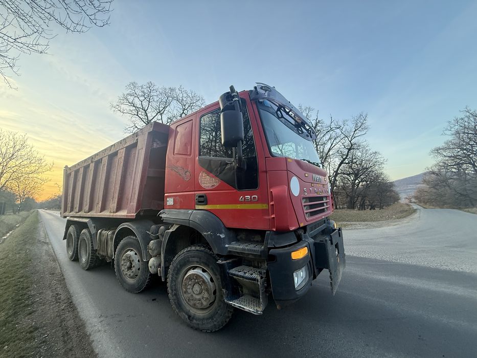 Autobasculanta Iveco Trakker