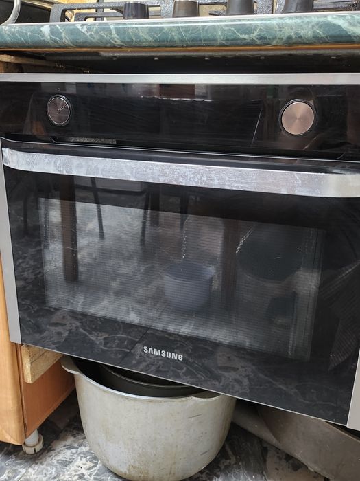 Луговой шкаф Samsung