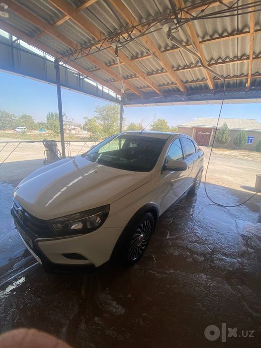 Lada vesta cross
