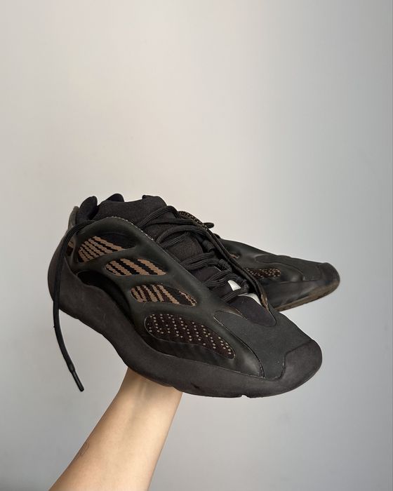 кроссовки adidas yeezy