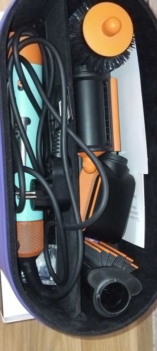 Dayson сешоар.         .