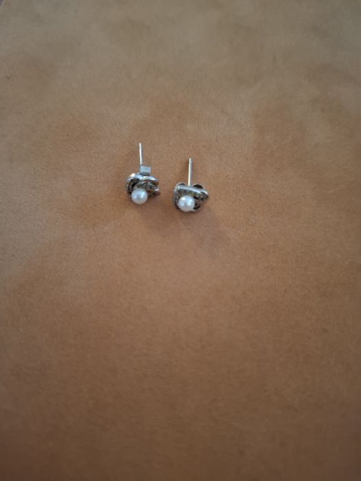 Сребърни обеци с перлички