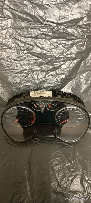 Табло за Ауди а3 8п 2005