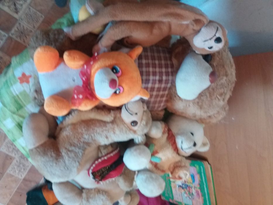 игрушки детям разные