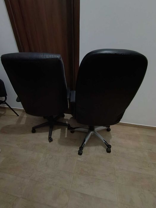 Офис столове 2бр.