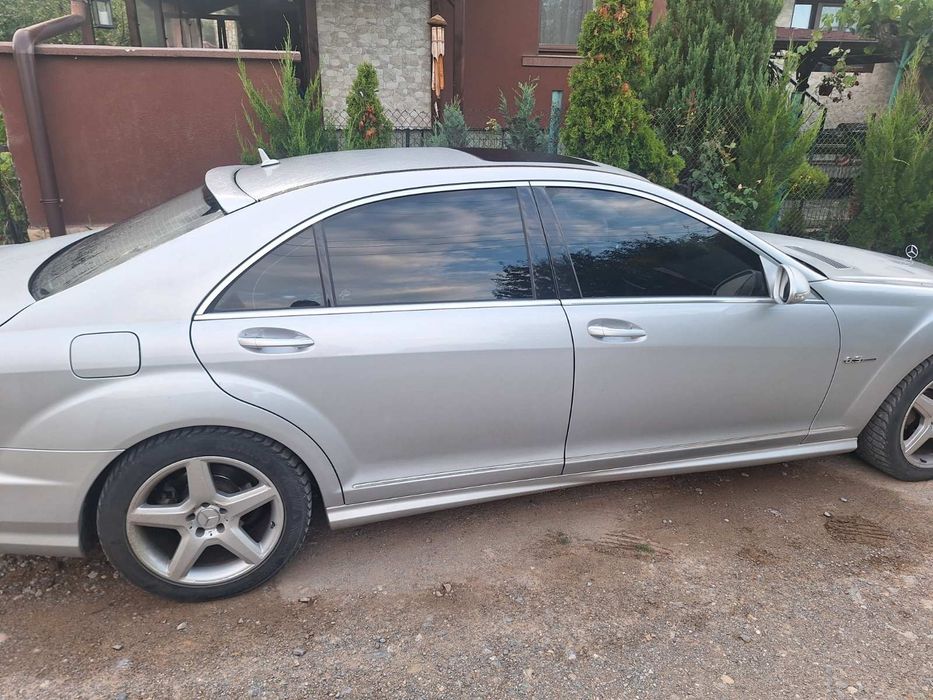 Mercedes Benz E350 Long