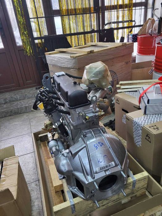 Двигатель на Газель УМЗ 4215 в мотор в сборе