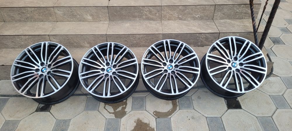 Продам комплект на бмв g30.