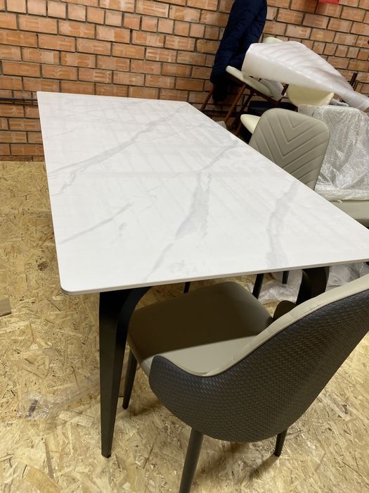 Продам стул со стульями